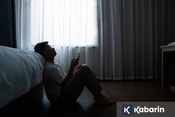 Ternyata remaja kesepian perlu ditemani dan didengar orang tua lho