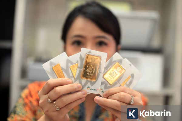 Harga Emas Antam Turun Rp35.000, Kini di Level Rp2,76 Juta per Gram