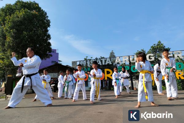 Bangun kebiasaan sehat sejak muda agar tulang tetap kuat di masa dewasa
