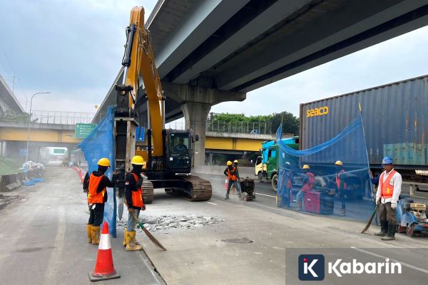 Waspadai macet! Tol Jakarta–Cikampek diperbaiki di 6 titik, ini jadwal & lokasinya
