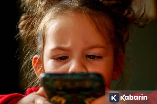 Penggunaan Gadget Berlebihan Bisa Ganggu Tumbuh Kembang Anak, Ini Kata Ahli