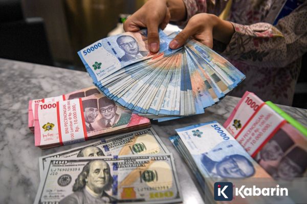 Rupiah Melemah di Tengah Kekhawatiran Eskalasi Konflik Amerika Serikat dan Iran