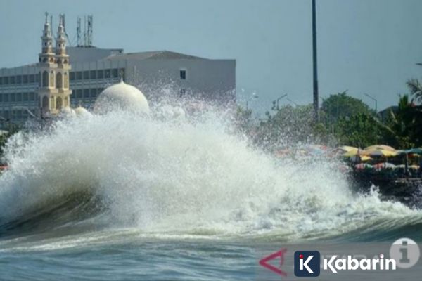 Waspada Gelombang Tinggi Saat Gerhana Matahari Cincin 17 Februari