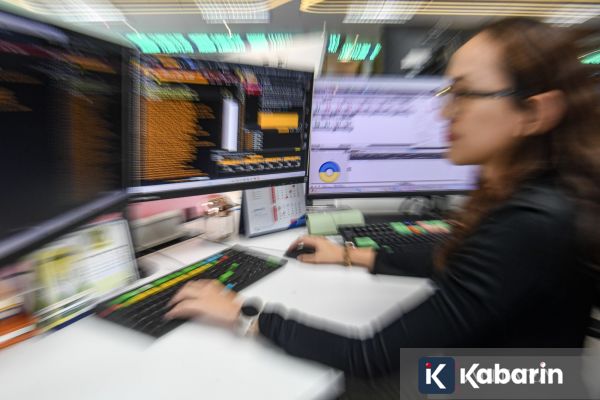 IHSG Ditutup Naik ke 8.146 Didukung Harga Emas dan Perak