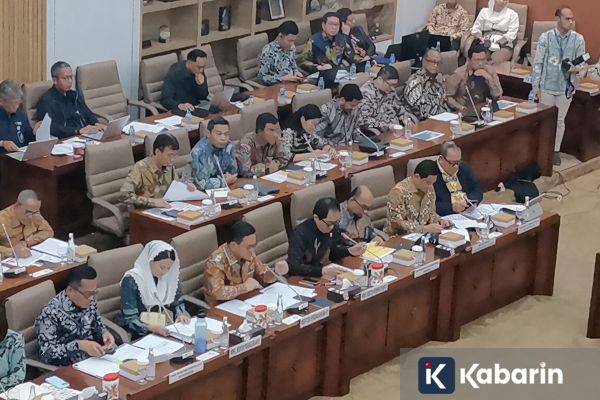 Impor Thrifting Ilegal Tekan Industri, Harga Bisa Hampir 20 Kali Lebih Murah