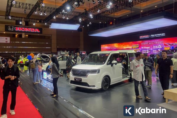 Deretan Mobil Hybrid Ramah Kantong di IIMS 2026