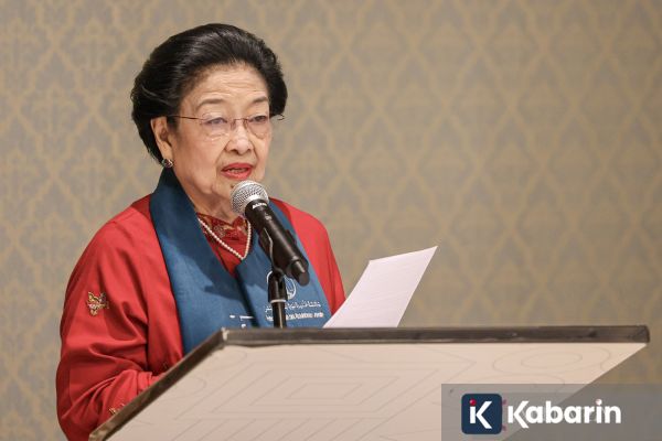 Megawati Raih Doktor Kehormatan di Riyadh