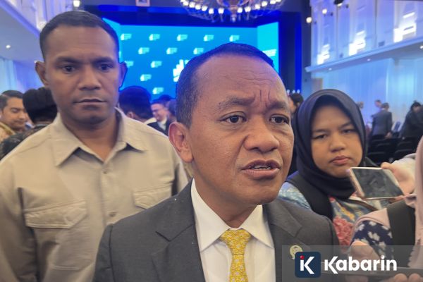 Bahlil Wajibkan BBM Campur Etanol 20 Persen Mulai 2028