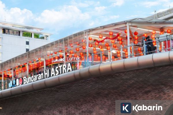 Naik Bus Jadi Lebih Meriah, Transjakarta Gelar Barongsai di Bundaran HI