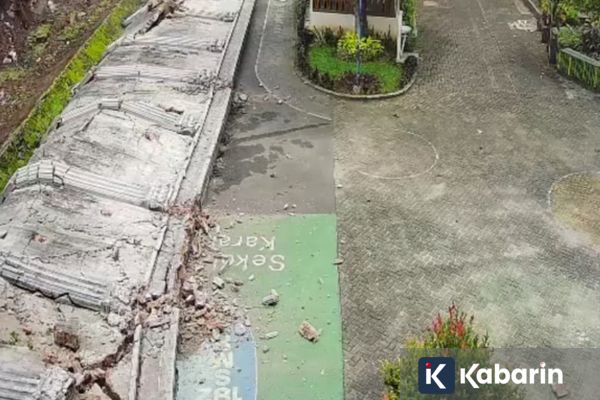 Polisi Selidiki Dugaan Kelalaian Terkait Tembok SMPN 182 Kalibata Roboh