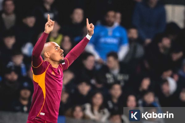 Brace Donyell Malen Bawa AS Roma Tahan Imbang Napoli 2-2