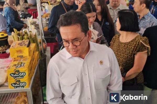 Mendag Pastikan Program MBG Tidak Ganggu Stabilitas Harga Ayam