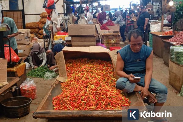 Harga Cabe di Pasar Induk Kramat Jati Sempat Melonjak Jelang Ramadhan