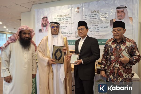 Arab Saudi Gelar Bukber dan Bagikan Kurma di Berbagai Kota di Indonesia