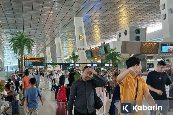 15 Penerbangan dari Soekarno-Hatta ke Timur Tengah Dibatalkan Hari Ini