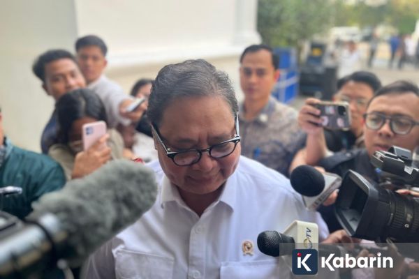 Prabowo Panggil Airlangga hingga Purbaya Bahas Efisiensi Anggaran di Istana