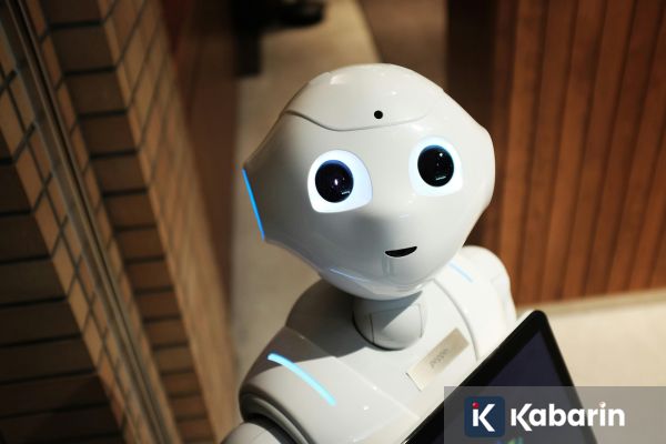 Prediksi Cloudflare Lalu Lintas Bot Diperkirakan Melampaui Manusia di Internet pada 2027