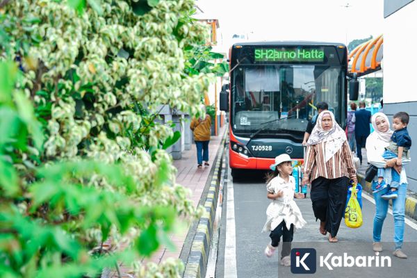 Hampir 19 Ribu Orang Pakai Transjabodetabek Blok M-Soetta Selama Lebaran
