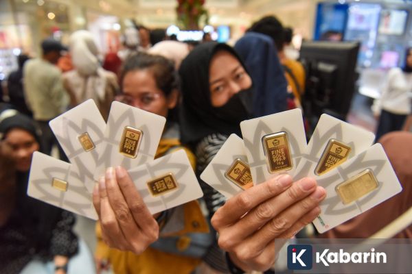 Harga Emas Antam Naik Rp20 Ribu, Tembus Rp2,92 Juta per Gram