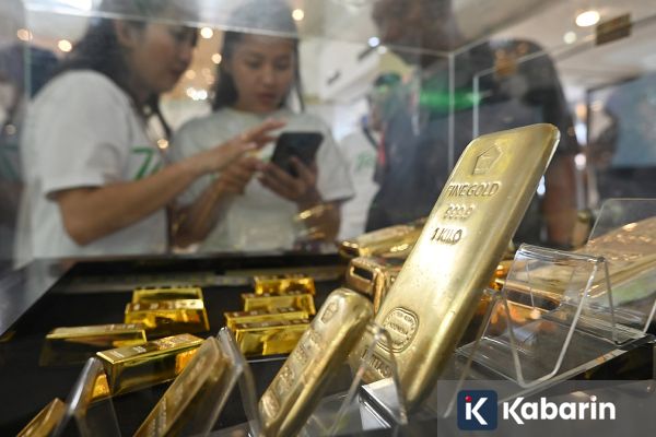 Update Harga Emas Jumat Ini: UBS dan Galeri24 Turun, Antam Naik