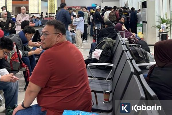 Dua Penerbangan Pekanbaru ke Jakarta Alami Delay 5 Jam Lebih
