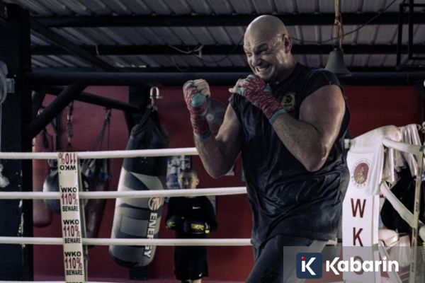 Tyson Fury Siap Comeback, Target 3 Laga Besar di 2026