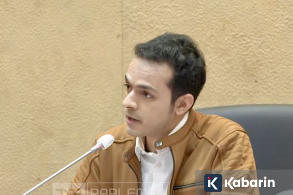 DPR Usulkan Perusahaan Wajib Serap Peserta Magang Nasional