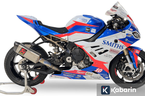 Motor BMW S1000 RR yang Dikendarai Peter Hickman Akan Dilelang