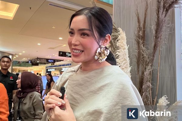 Jessica Iskandar dan Maudy Ayunda Ajak Perempuan Terus Maju di Momentum Hari Kartini