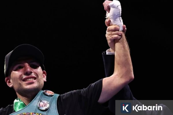 Lorente Jadi Penantang Wajib Gelar Dunia Kelas Bulu WBC Usai Kalahkan Collins