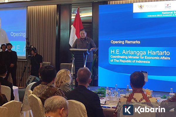 Menko Airlangga: Pelemahan Rupiah Dipicu Gejolak Global
