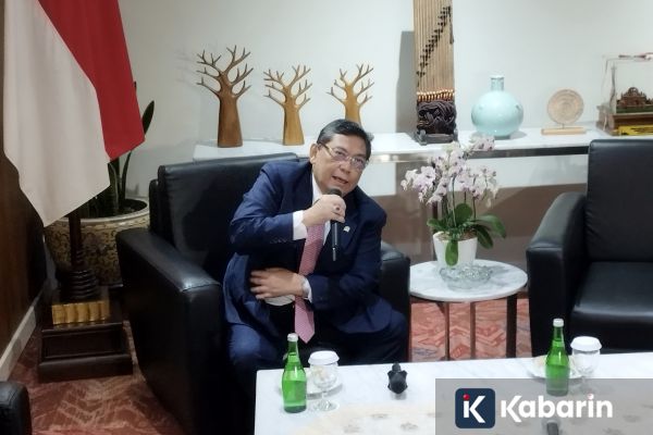 Utut Adianto: Kapal AS Lewat Selat Malaka Tak Ganggu Politik RI