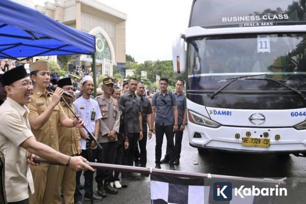 413 Calon Haji asal Lampung Selatan Diberangkatkan