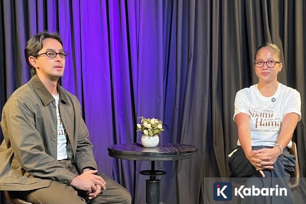 Sitha Marino dan Omar Daniel Cerita Proses Dalami Emosi Film “Keluarga Suami adalah Hama”