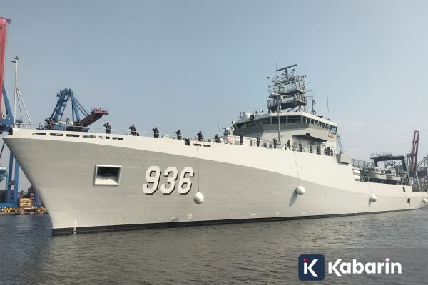 Kapal Penyelamat Kapal Selam Pertama di Indonesia Tiba di Jakarta