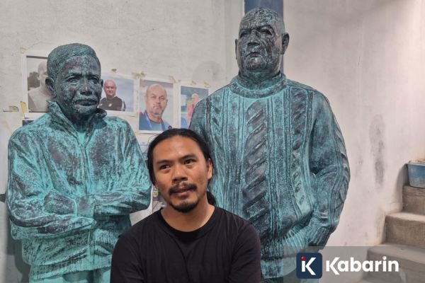 Patung Bojan dan Mimpi "Lima Bintang" Persib Bandung