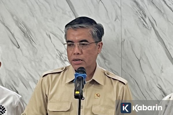 Menaker Respons Isu Potensi PHK akibat Pelemahan Rupiah