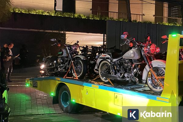 KPK Sita Moge, Mobil Mewah hingga Sepeda dari Rumah Silmy Karim di Kebayoran Baru