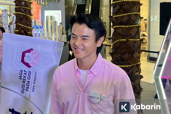 Dion Wiyoko: Perawatan Gusi Adalah Investasi Kesehatan Jangka Panjang
