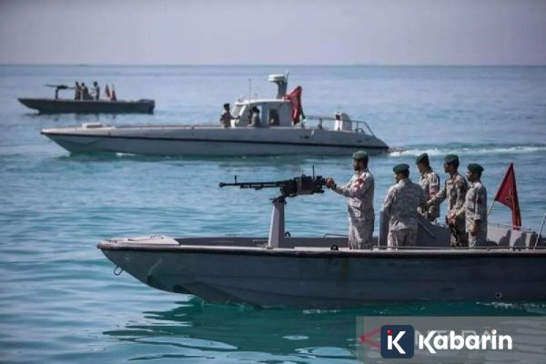 Iran Sepakat Tak Akan Pungut Biaya di Selat Hormuz