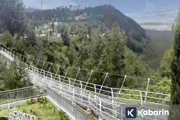 Jembatan Kaca Bromo Siap Dibuka saat Liburan Sekolah Akhir Juni 2026