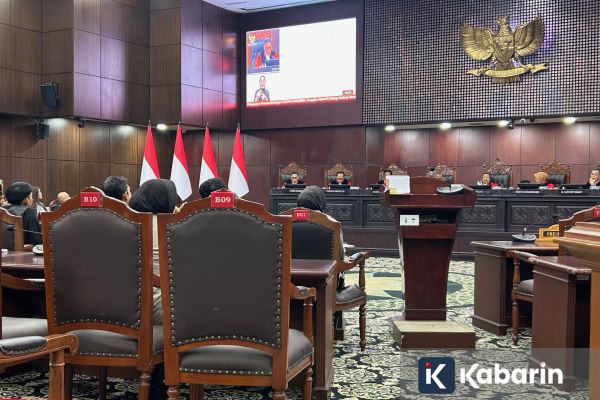 MK Kabulkan Penarikan Uji Materi UU Polri soal Kedudukan di Bawah Presiden