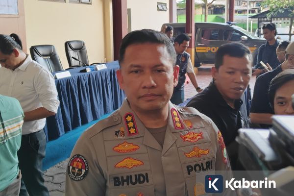 Polisi Periksa Awkarin sebagai Saksi Kasus Hanania Group