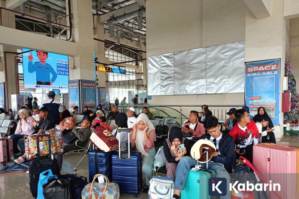 Jumlah Penumpang Terminal Pulo Gebang Naik 10 Persen saat Libur Sekolah