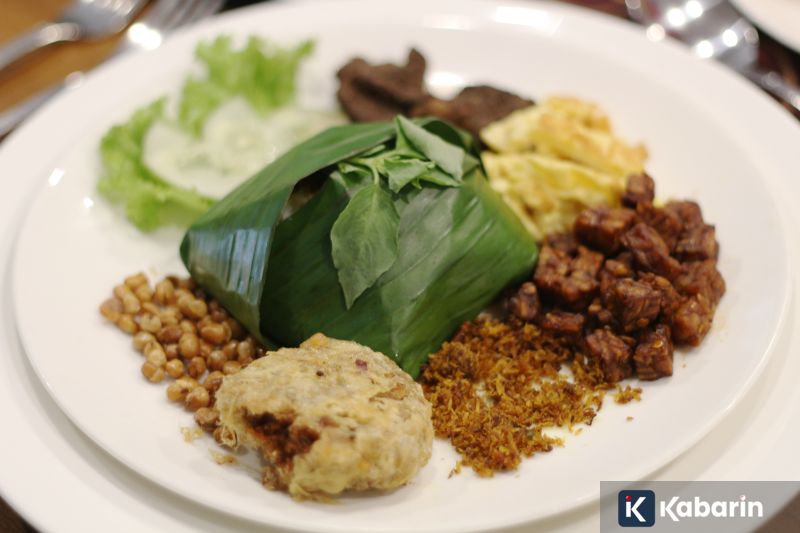 Nasi Ulam Betawi: Kuliner hasil akulturasi yang mulai sulit dicari