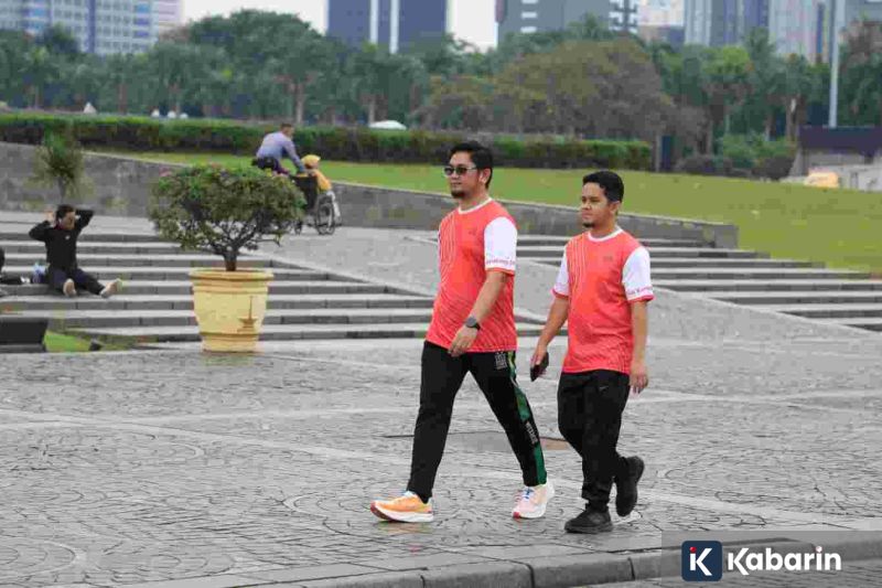 Rupiah Melemah ke Angka Rp16.772 per Dolar AS pada Senin Pagi