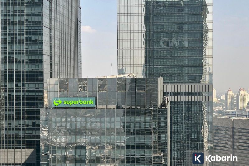 Desta bikin heboh usai muncul perdana sebagai Dono di poster film Warkop DKI Reborn