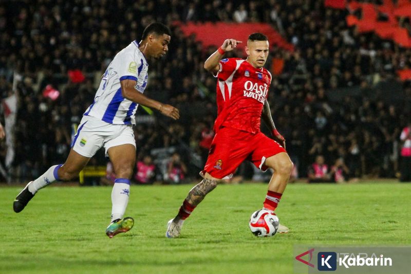 Persib tekuk PSBS Biak 3 gol tanpa balas dan naik ke posisi tiga