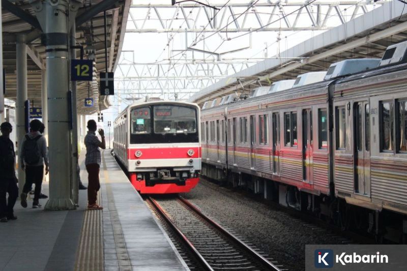 Perjalanan KRL Tak Terganggu Meski Listrik Padam di Jakarta
