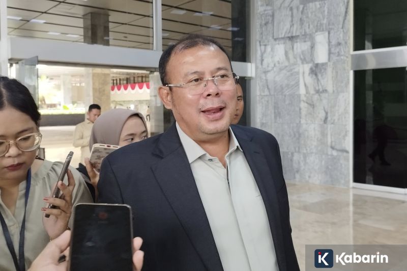 Pengguna Apple Intelligence Kini Bisa Pilih Model AI Pihak Ketiga di iOS 27